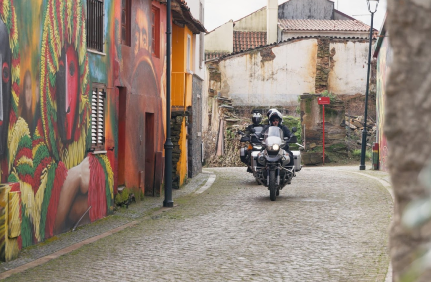 Michelin e a Real Federação Espanhola de Motociclismo certificam uma nova rota Roda Dourada em Portugal fomentando o mototurismo responsável