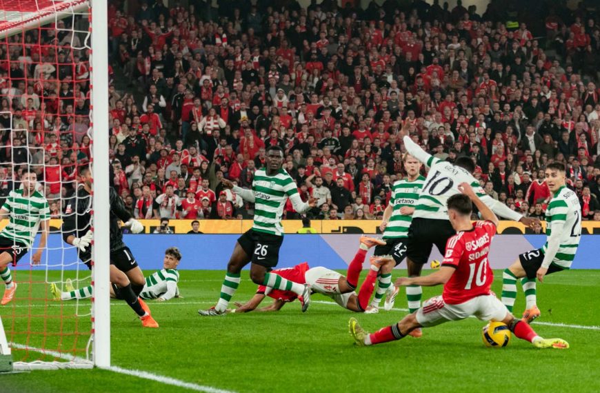 Benfica 1, Sporting 1: Dérbi quente, resultado frio
