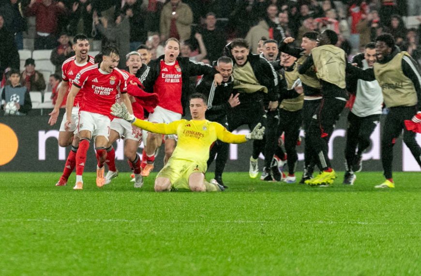 Uma Noite Para a História: Trubin Marca, Mourinho Arrisca e o Benfica Entra no Play-off