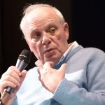 António Lobo Antunes, escritor português e Prémio Camões, durante intervenção pública num evento literário.