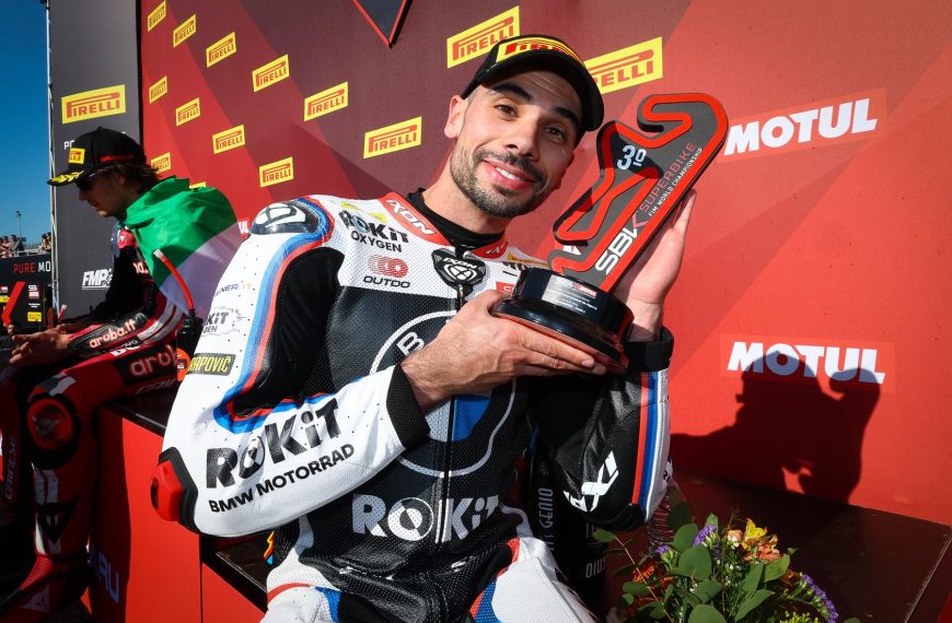 Miguel Oliveira pódio Portimão WorldSBK BMW terceiro lugar