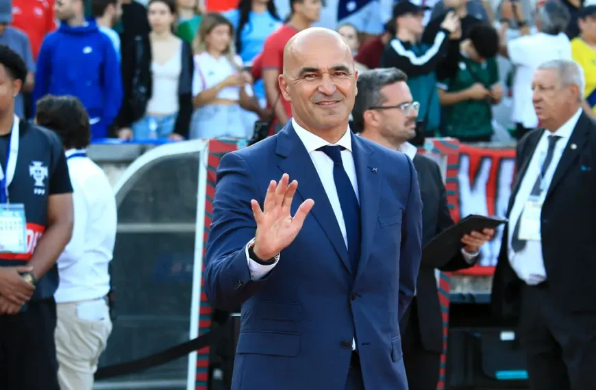 Roberto Martínez durante um jogo da Seleção Nacional em fotografia de arquivo.