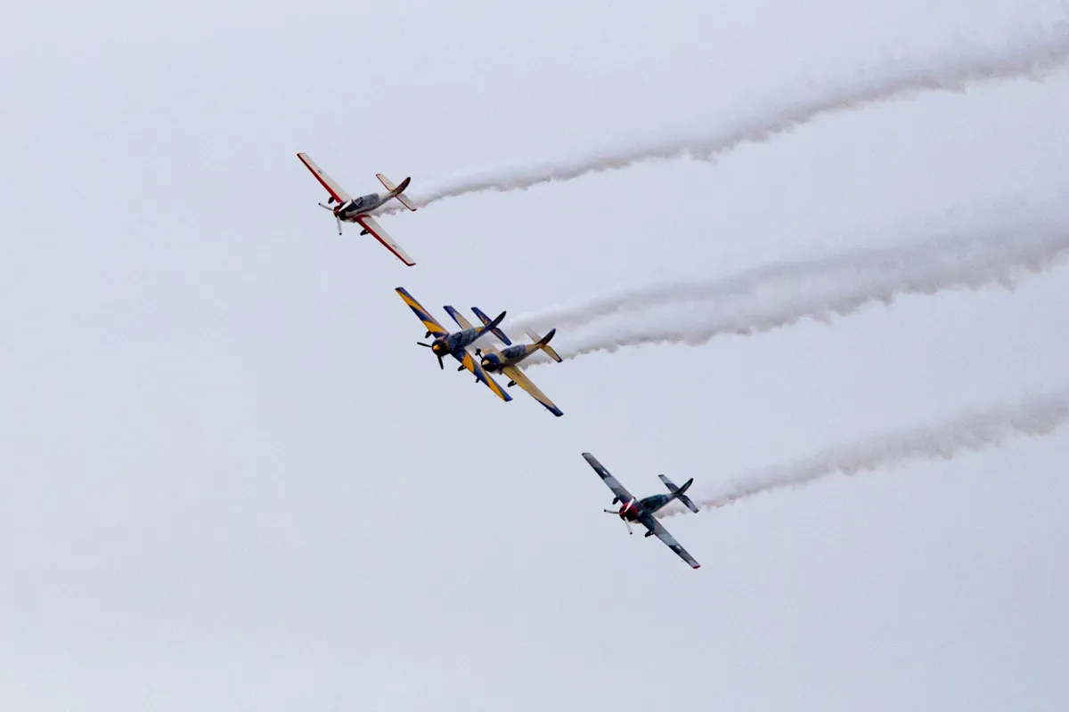 As manobras em formação foram um dos momentos mais impressionantes do espetáculo aéreo The Flight na Cidade do Rock.