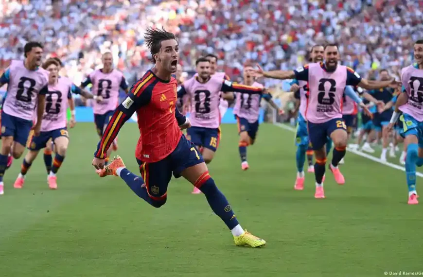 Ferran Torres celebra o golo que deu a vitória à Espanha frente à Argentina na final do Campeonato do Mundo de Futebol de 2026.
